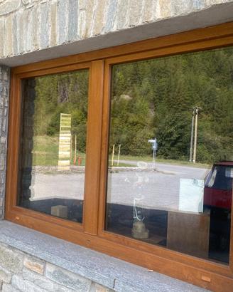 4 FINESTRE IN PVC EFFETTO LEGNO CON DOPPIO VETRO