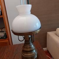 Lampada da tavolo