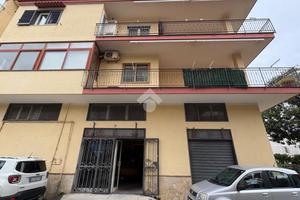 MULTILOCALE A CASTELLAMMARE DI STABIA