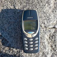 nokia 3310  con accessori