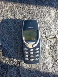 nokia 3310  con accessori