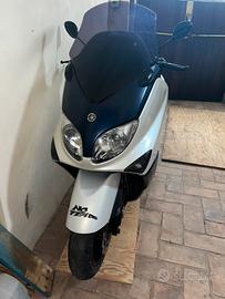 Yamaha T Max 500