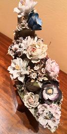 CENTROTAVOLA IN CERAMICA STILE CAPODIMONTE