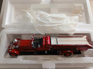 Matchbox pompieri YSFE01 1930 ahrens-fox