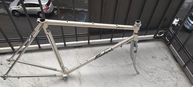 telaio bici da corsa artigianale Scuderi Columbus 