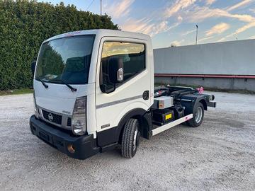 NISSAN NISSAN NT400 SCARRABILE PATENTE B