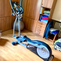 Ellittica Turner robusta, come nuova