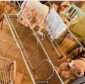 lettino in ferro vintage 