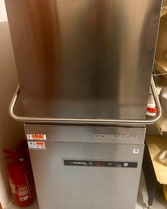 Lavastoviglie professionale COMENDA