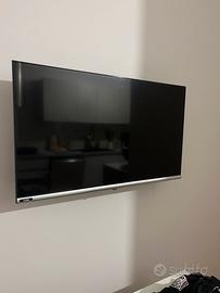 TV LED SMART TV 32 pollici  netflix prime video