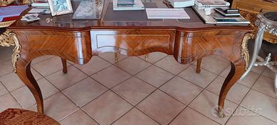 Scrivania in legno intarsio e inserti ottone