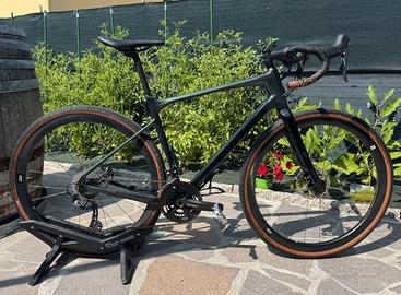 Giant Revolt Advanced 0 - Gravel Bike taglia M/L