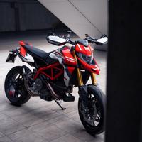 Ducati Hypermotard 950 SP 2024 + termignoni