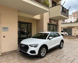 Audi Q3 35 TDI Business