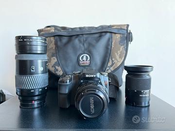 Sony Alpha 100 con doppio ob. E ob. Zoom