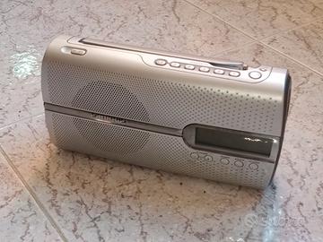 Radio  Grundig FM am rete e batteria 