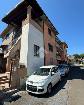 3 LOCALI A SAN CESAREO