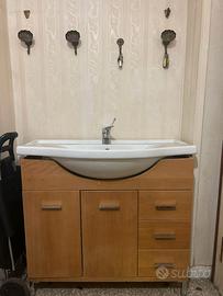 Lavandino bagno Ideal Standard con mobiletto