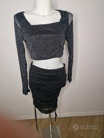 completo top+gonna tempestato di brillantini