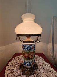 Lampada in ceramica e paralume in opalina bianco