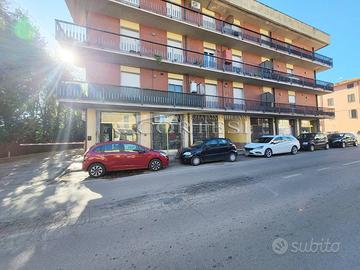 Locale commerciale di 60 mq, PSC/110