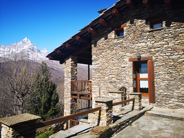 Casa vacanza fronte Monviso ad Ostana