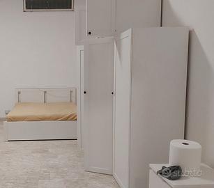 Camera da letto Ikea  Armadio + Letto Matrimoniale