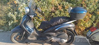 Piaggio Beverly 300