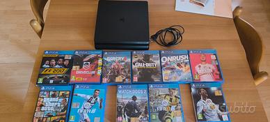 PS4  1TB + COD, VARI FIFA , GTA5 E ALTRI