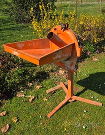 Mulino per Cereali con Motore Elettrico 