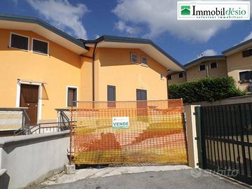 VILLA BIFAMILIARE DI NUOVA COSTRUZIONE A TITO SCAL