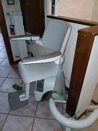 poltroncina montascale per anziani