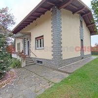 Casa Indipendente Lesa [457VRG]