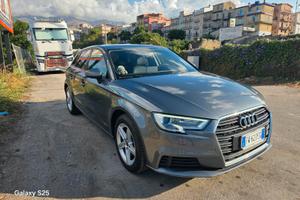 Audi A3 1.6Tdi 116 cv S-tronic