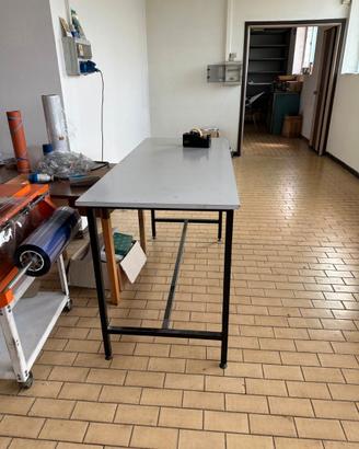 tavolo da lavoro