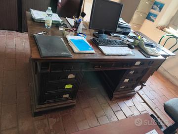 scrivania antica in legno massello