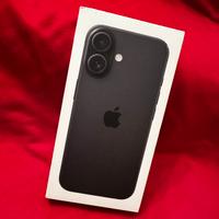 IPhone 16 colore Black da 128Gb pochi mesi di vita