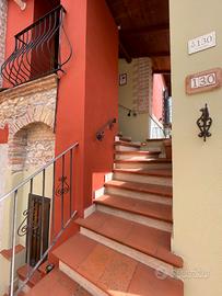 Struttura rurale doppia entrata, in corte interna