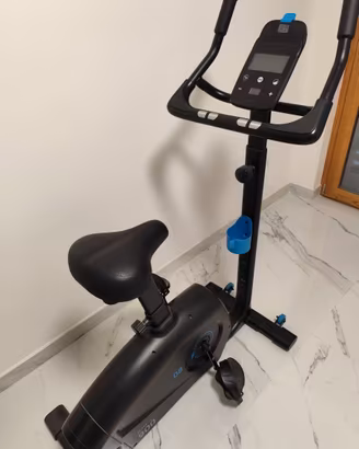 Cyclette Domyos/EB 900 autoalimentata e connessa