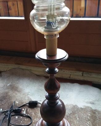Lampada abat jour da pavimento