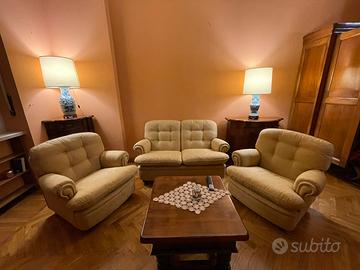 Divano con poltrone