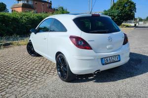 Opel Corsa 1.3 MultiJet B-COLOR