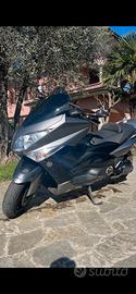 Tmax 500 anno 2011