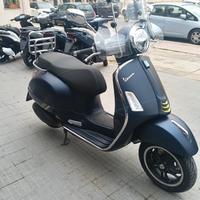 Vespa 310 GTS hpe Super Tech