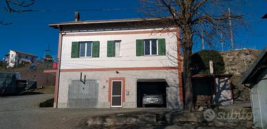 Cremolino casa indipendente