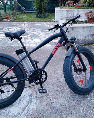 Bici elettrica ruota 26 cambio con muscolare 