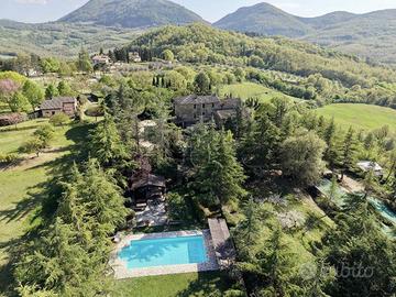 Immobile di 233 m² con più di 5 locali a Umbertide