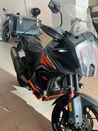 Ktm 1290 anno 2022 prezzo 16.000