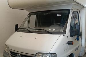 camper mansardato dinghy 5