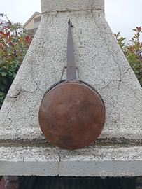 Vecchia padella in rame 